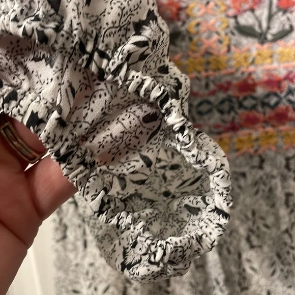 Jodifl Mixed Media 3/4 Sleeve Boho Dress Embroidered Black and White Size M - Picture 6 of 9